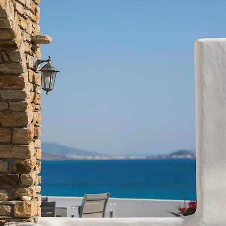Naxian Riviera Exclusive Seafront Suites, Junior * アギオス・プロコピオス