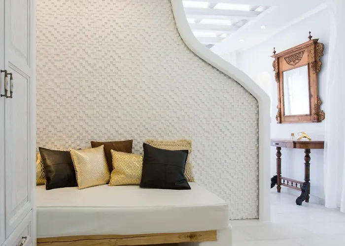 Naxian Riviera Exclusive Seafront Suites, Junior فندق